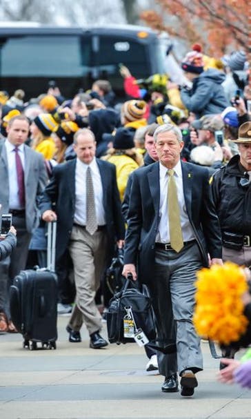 Iowa Football: Hawkeyes History Versus The Florida Gators